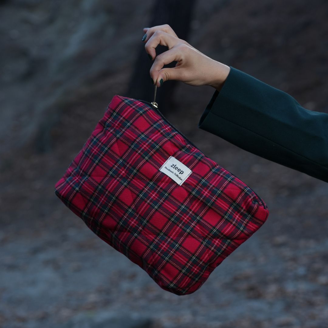 Καρό κόκκινο νεσεσέρ (makeup bag) - 25x20